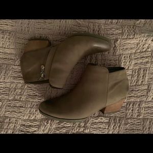 Blondo waterproof booties